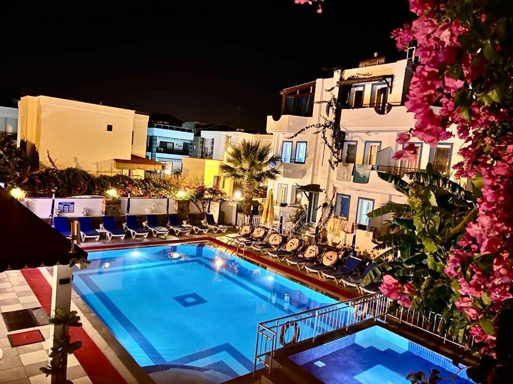 Palmiye Apart Otel Bodrum Bagian luar foto